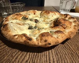 Dinner at IL PIZZAIOLO (イル・ピッツァイオーロ)
