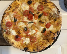 Dinner at IL PIZZAIOLO (イル・ピッツァイオーロ)