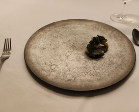 Dinner at Installation Table ENSO L'asymetrie du calme (Installation Table ENSO L'asymetrie du calme)