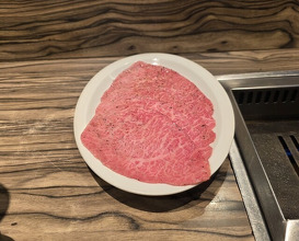 Dinner at Yakiniku Jumbo Hanare (焼肉 ジャンボ はなれ)