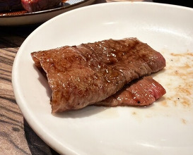 Dinner at Yakiniku Jumbo Hanare (焼肉 ジャンボ はなれ)