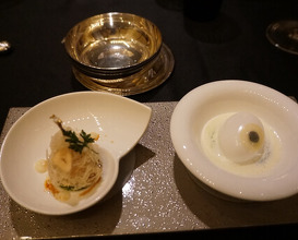 Dinner at Gastronomy Joel Robuchon (ガストロノミー ジョエル・ロブション)