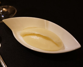 Dinner at Gastronomy Joel Robuchon (ガストロノミー ジョエル・ロブション)