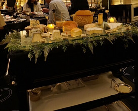 Dinner at Gastronomy Joel Robuchon (ガストロノミー ジョエル・ロブション)