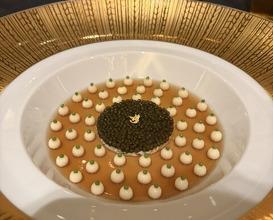 Dinner at Gastronomy Joel Robuchon (ガストロノミー ジョエル・ロブション)