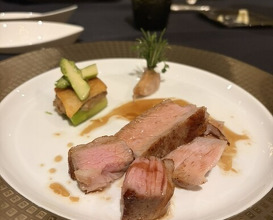 Dinner at Gastronomy Joel Robuchon (ガストロノミー ジョエル・ロブション)