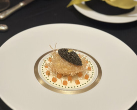 Dinner at Gastronomy Joel Robuchon (ガストロノミー ジョエル・ロブション)