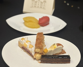 Dinner at Gastronomy Joel Robuchon (ガストロノミー ジョエル・ロブション)