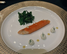 Dinner at Gastronomy Joel Robuchon (ガストロノミー ジョエル・ロブション)