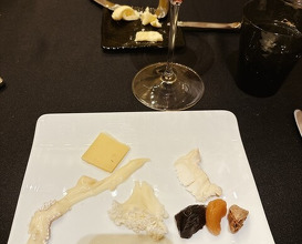 Dinner at Gastronomy Joel Robuchon (ガストロノミー ジョエル・ロブション)