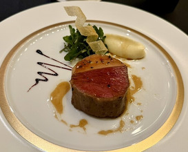 Dinner at Gastronomy Joel Robuchon (ガストロノミー ジョエル・ロブション)