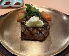 Dinner at Steak House Kitchen Ribbon (ステーキハウス キッチンリボン)