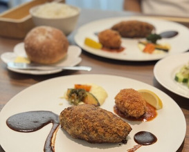 Dinner at kitchen Toshiki (kitchen俊貴)