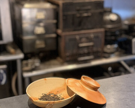 Dinner at Kotowari o Hakaru Mise Bando (ことわりをはかるみせ ばんどう)