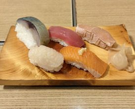 Dinner at Kyogoku Zushi (京極寿司)
