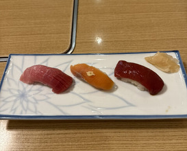 Dinner at Kyogoku Zushi (京極寿司)
