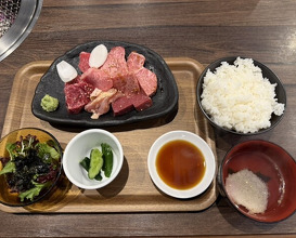Dinner at Sumibi Yakiniku Kyuu (炭火焼肉 久)