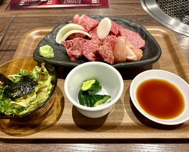 Dinner at Sumibi Yakiniku Kyuu (炭火焼肉 久)