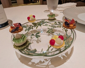 Dinner at L'OSIER (ロオジエ)