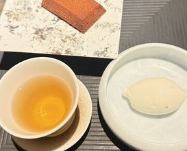 Dinner at LAT.34°N by AO