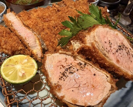 Dinner at Tonkatsu Mange (とんかつ マンジェ)