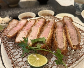 Dinner at Tonkatsu Mange (とんかつ マンジェ)