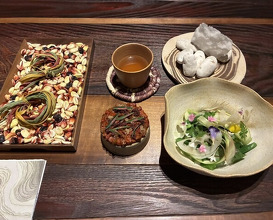 Dinner at MAZ