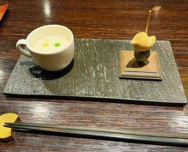 Dinner at YAKITORI Moe es (YAKITORI 燃 es)