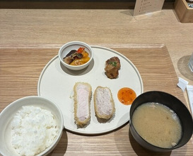 Dinner at Tonkatsu Narikura（Minami-Asagaya）