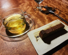 Dinner at Restaurant Naz (レストラン ナズ)