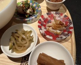 Dinner at Ninshu Rou (仁修樓)