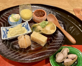 Dinner at Akanezaka Onuma (茜坂大沼)