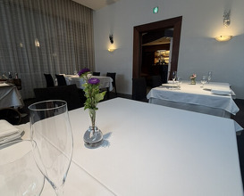 Dinner at Otowa restaurant (オトワ レストラン)
