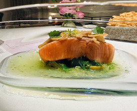 Dinner at Otowa restaurant (オトワ レストラン)