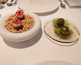 Dinner at Otowa restaurant (オトワ レストラン)