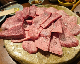 Dinner at Akasaka Raimon (赤坂 らいもん)