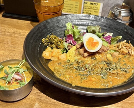 Dinner at SPICY CURRY Roka (SPICY CURRY 魯珈)