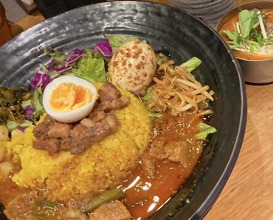 Dinner at SPICY CURRY Roka (SPICY CURRY 魯珈)