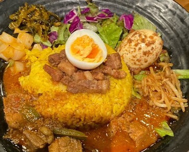 Dinner at SPICY CURRY Roka (SPICY CURRY 魯珈)