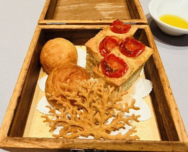 Dinner at Japanese inspired Italian cuisine sai (日本のイタリア料理店 sai)