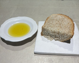 Dinner at Simples