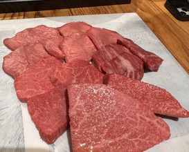 Dinner at Yakiniku Sudou Haruyoshi (焼肉すどう 春吉)