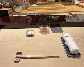 Dinner at Sushisho Saitō (すし匠 齋藤)