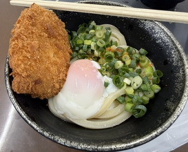 Dinner at Suzaki Shokuryohin Ten (須崎食料品店)