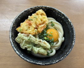 Dinner at Suzaki Shokuryohin Ten (須崎食料品店)