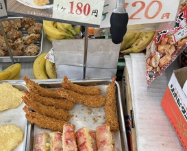 Dinner at Suzaki Shokuryohin Ten (須崎食料品店)