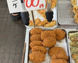 Dinner at Suzaki Shokuryohin Ten (須崎食料品店)