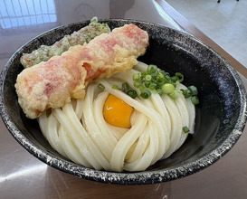 Dinner at Suzaki Shokuryohin Ten (須崎食料品店)