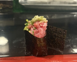 Dinner at Takara Zushi Bunten (宝寿司分店)