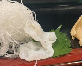 Dinner at Takara Zushi Bunten (宝寿司分店)